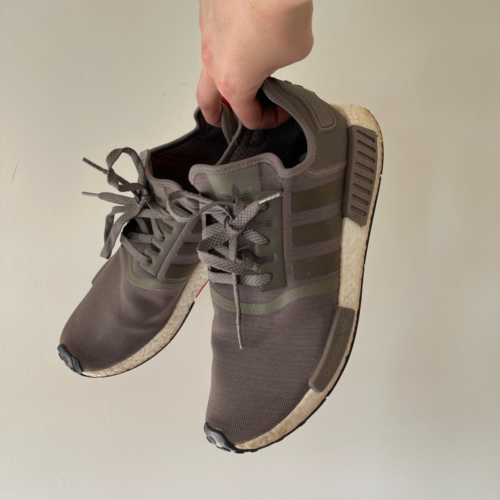 Adidas Ultra-Boost Tan & Gray Sneakers Size 11